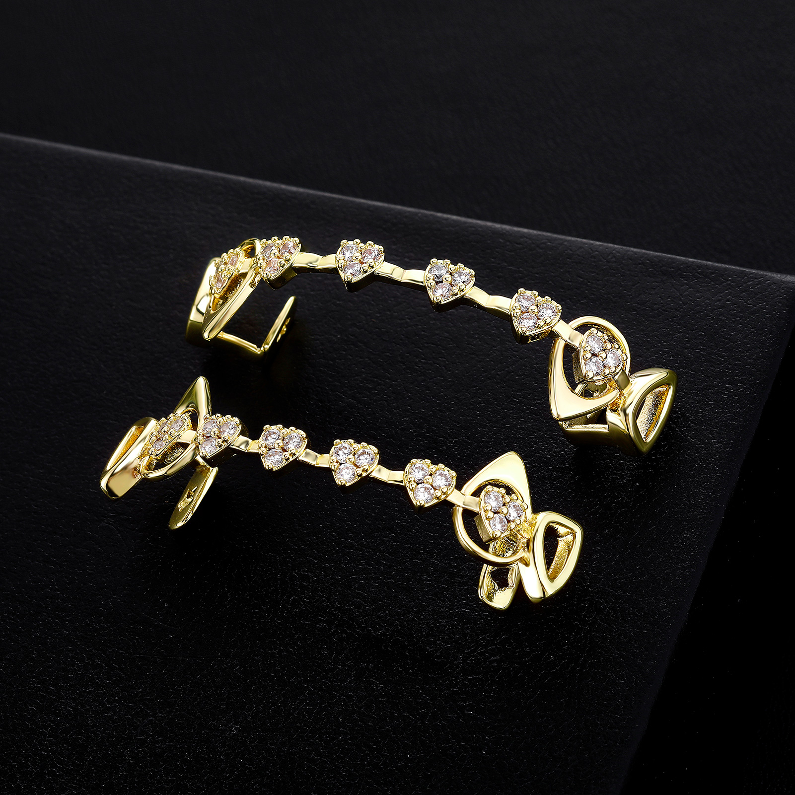 TOPGRILLZ  Hollow Heart Fang G - Body Jewelry Lot review and price