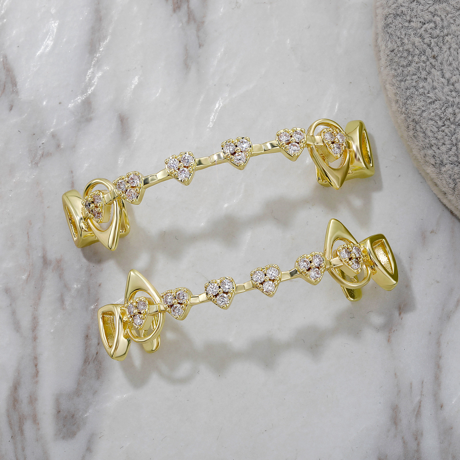 TOPGRILLZ  Hollow Heart Fang G - Body Jewelry Lot review and price
